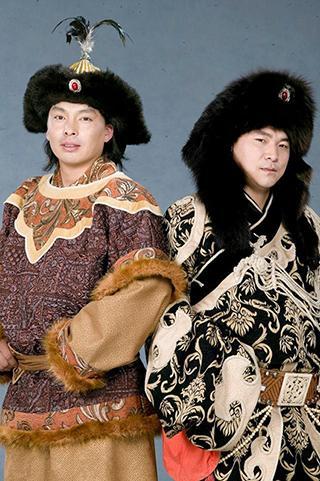 “Классик жем” хамтлагийнхан энгэрээ мялаалгажээ