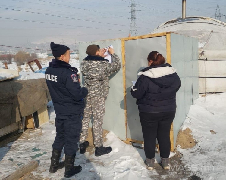 Үерийн эрсдэлтэй бүсэд суурьшсан айл өрхүүдэд мэдэгдэл хүргүүллээ