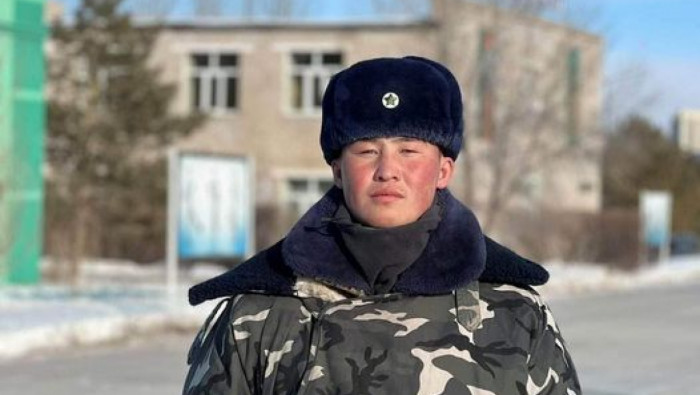 Хилчин байлдагч Г. Хосбаярын амжилтыг үнэлж 10 хоногийн чөлөөгөөр шагналаа