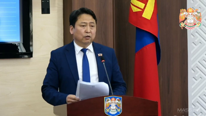 Д.Гантулга: Төв цэнгэлдэхийн удирдлагууд нийтийн өмчийг булааж, авлигын ...