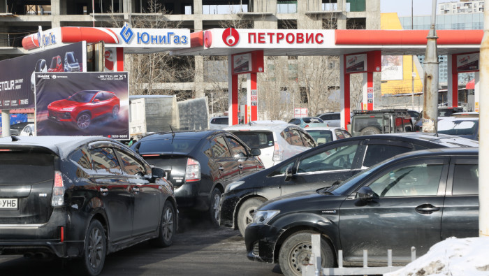 Петровис, Шунхлай ШТС-ууд "Евро-5" түлшийг хязгаарлалтгүй олгож эхэлжээ